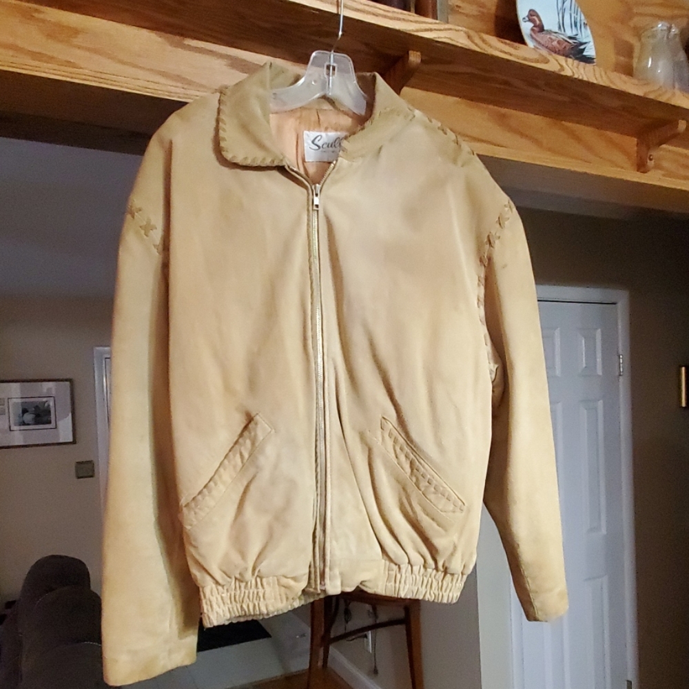 Scully jacket - Picture 3 of 7